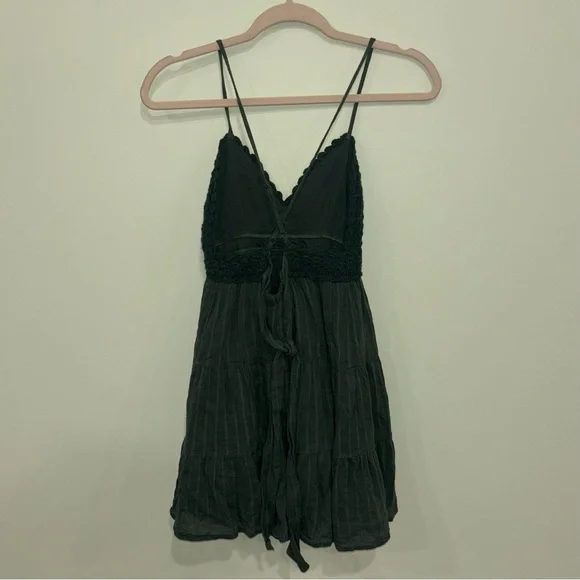 NWT Aerie Green Tiered Mini Dress Crochet Bodice V-Neck Boho Women’s Sz XXS - Picture 3 of 9